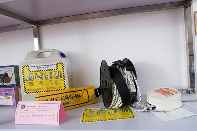 Cận cảnh siêu thị Phòng cháy chữa cháy đầu tiên ở Hà Nội ảnh 13