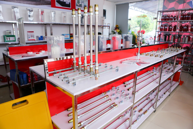 Cận cảnh siêu thị Phòng cháy chữa cháy đầu tiên ở Hà Nội ảnh 6