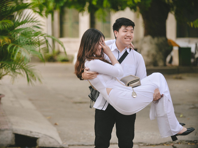 Khóc cười cùng học sinh Việt Đức trong ngày chia tay lứa 10x đầu tiên ảnh 6