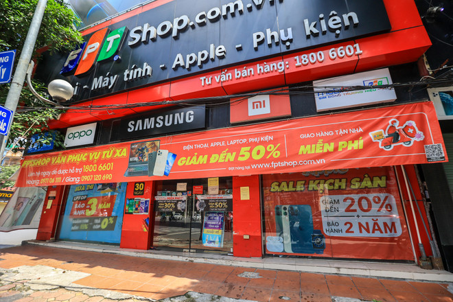 Hàng loạt chuỗi bán lẻ di động 'lao đao' vì giãn cách xã hội ảnh 2