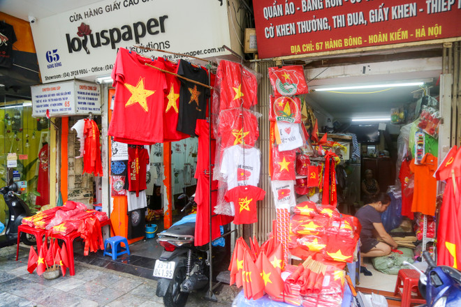 Quê nhà rực lửa tiếp sức cho tuyển Olympic Việt Nam đối đầu Hàn Quốc ảnh 7