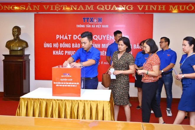 Thông tấn xã Việt Nam chung tay ủng hộ đồng bào Tây Bắc bị lũ quét ảnh 7