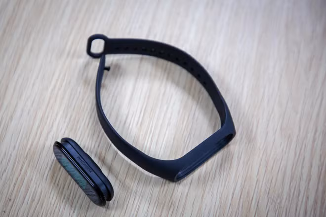 Đánh giá chi tiết Mi Band4 - Vòng đeo thông minh mới nhất của Xiaomi ảnh 4
