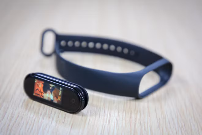 Đánh giá chi tiết Mi Band4 - Vòng đeo thông minh mới nhất của Xiaomi ảnh 5