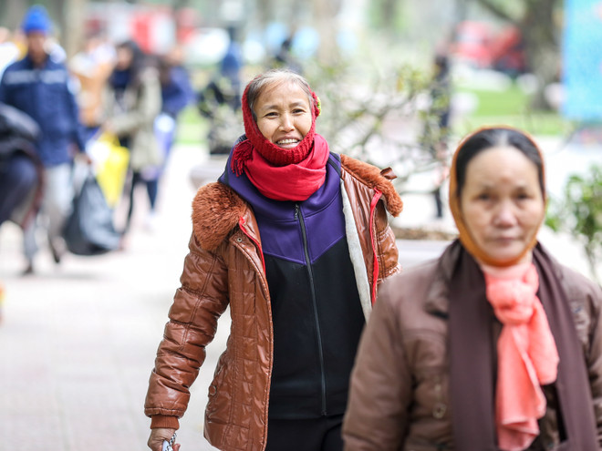 Ấm áp phiên chợ Tết 0 đồng cho người nghèo ở Hà Nội ảnh 18