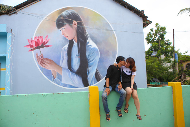 Dự án kỳ vọng sau khi hoàn thành sẽ giúp người dân xã Tam Thanh có thêm điều kiện để phát triển du lịch, cũng như nâng cao ý thức bảo vệ môi trường, góp phần vào chiến lược phát triển du lịch sinh thái của thành phố. Làng chài nghèo Quảng Nam đẹp ngỡ ngàng với hệ thống bích họa sặc sỡ ảnh 8