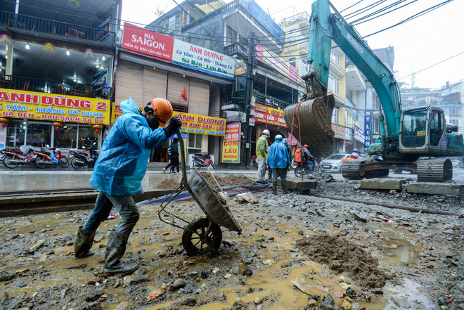 Thưởng thức 'đặc sản mới' của Sa Pa: Công trường xây dựng ảnh 5