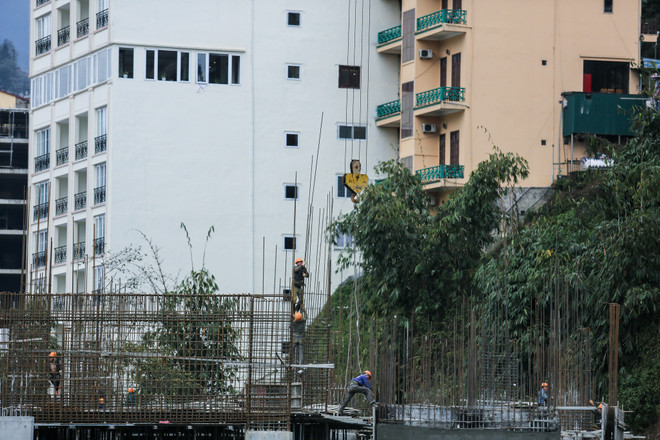 Thưởng thức 'đặc sản mới' của Sa Pa: Công trường xây dựng ảnh 13