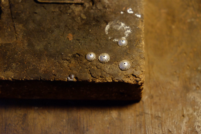 Người lưu giữ nghề chạm bạc truyền thống giữa lòng Hà Nội ảnh 8