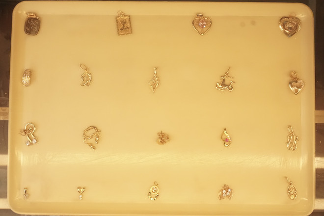 Người lưu giữ nghề chạm bạc truyền thống giữa lòng Hà Nội ảnh 11