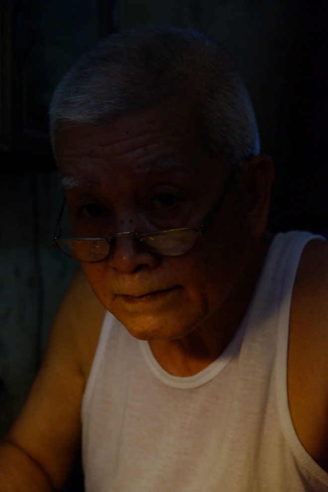 Người lưu giữ nghề chạm bạc truyền thống giữa lòng Hà Nội ảnh 12