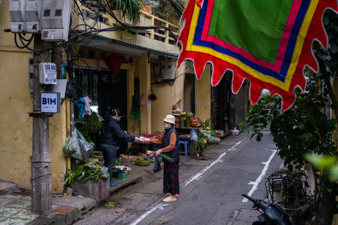 Sinh viên Nhiếp ảnh 'ăn ngủ' cùng COVID-19 để làm bài tốt nghiệp ảnh 7