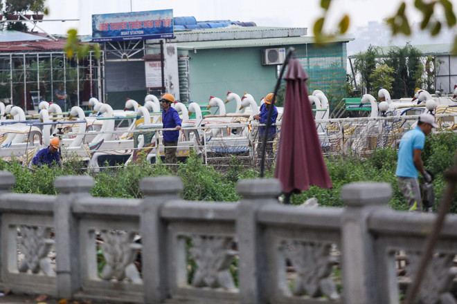 Cưỡng chế, giải tỏa nhà nổi xây dựng trái phép ở Hồ Tây ảnh 7