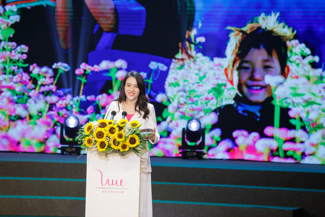 vnp_10 nam Quy Vi Tam Voc Viet 4.JPG