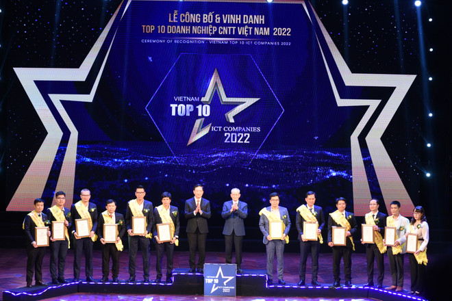 Vinh danh TOP 10 doanh nghiệp công nghệ thông tin Việt Nam 2022 ảnh 1