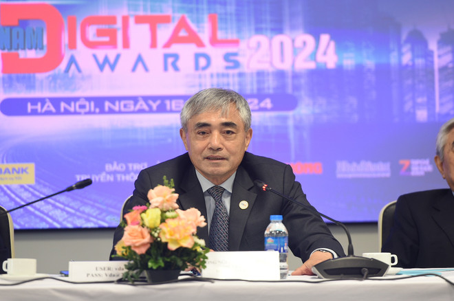 Tiến sỹ Nguyễn Minh Hồng – Chủ tịch VDCA, Trưởng Ban tổ chức Giải thưởng VDA 2024. (Ảnh: PV/Vietnam+) TNT_5772.JPG
