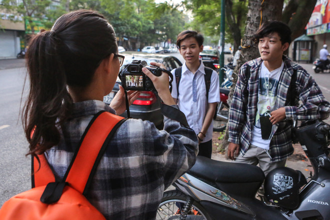 "Hậu trường" tác nghiệp và nỗi vất vả hiểm nguy của nghề báo ảnh 12