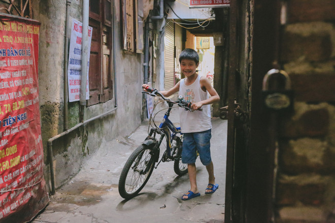 Hà Nội: Ông già "khùng" cho thuê nhà trọ điều hòa giá 15.000 đồng ảnh 13