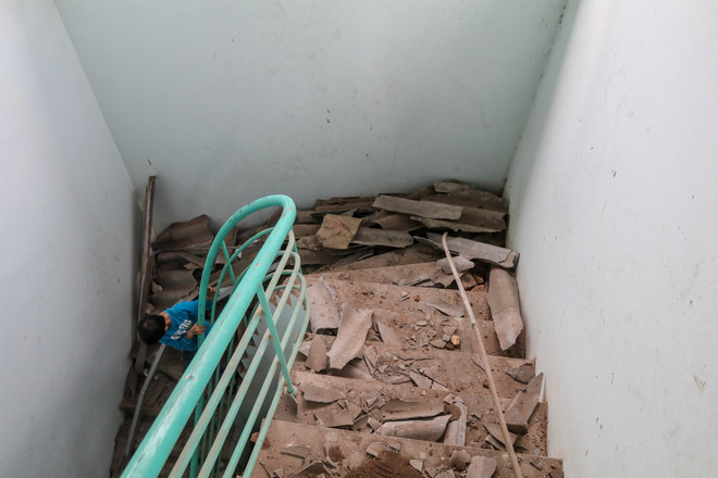 [Photo] Tan hoang làng Quan Độ sau vụ nổ bom kinh hoàng ảnh 14