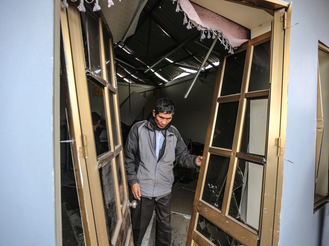 [Photo] Tan hoang làng Quan Độ sau vụ nổ bom kinh hoàng ảnh 11