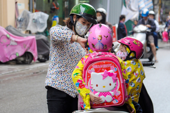 [Photo] Thủ đô Hà Nội se sắt trong cái lạnh đầu Đông ảnh 8