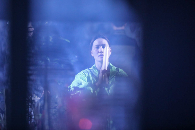 [Photo] Nhét tiền, trèo rào 'đột nhập' đền Trần giờ khai ấn ảnh 21