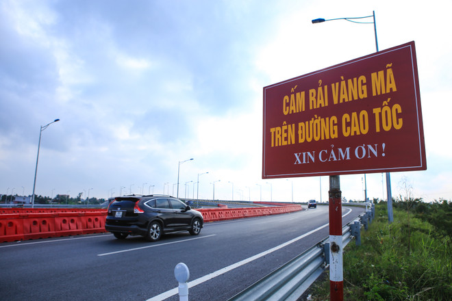 [Photo] Trải nghiệm cao tốc hơn 2 tỷ USD hiện đại nhất Việt Nam ảnh 8