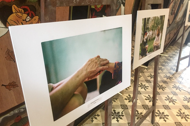 'Tráng màu hạnh phúc' - lưu giữ khoảnh khắc cuộc sống bằng ảnh film ảnh 1