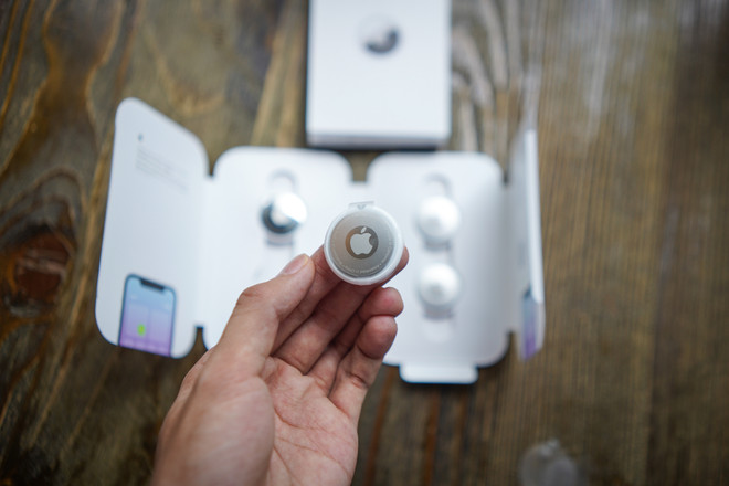 Trên tay AirTag: Sản phẩm rẻ nhất nhưng rất hữu dụng của Apple ảnh 4