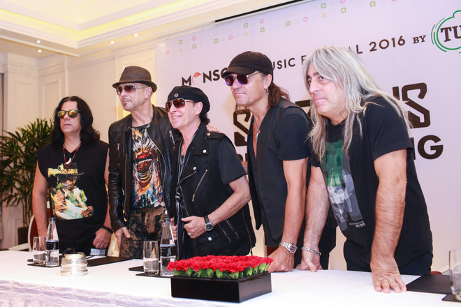 Ban nhạc lừng danh Scorpions sang Việt Nam: Muộn còn hơn không ảnh 6