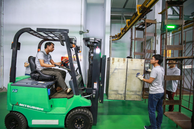 Cận cảnh lô vải thiều xuất khẩu lần đầu tiên được chiếu xạ tại Hà Nội ảnh 8