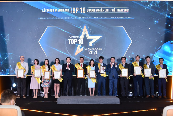 Vinh danh Top 10 doanh nghiệp Công nghệ thông tin Việt Nam 2021 ảnh 1