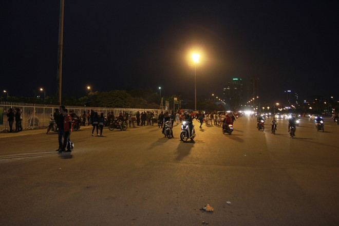 Mỹ Đình vắng hoe trước thềm "đại chiến" Việt Nam-Indonesia ảnh 2