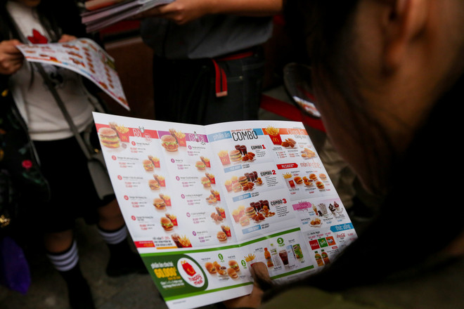 Khám phá nhà hàng thức ăn nhanh McDonald's đầu tiên tại Hà Nội ảnh 8