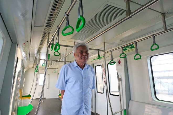 Người dân háo hức tham quan tàu Cát Linh - Hà Đông và ga mẫu La Khê ảnh 17