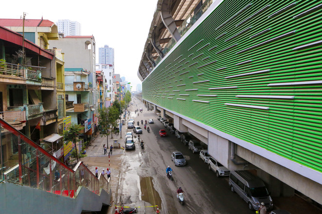 Người dân háo hức tham quan tàu Cát Linh - Hà Đông và ga mẫu La Khê ảnh 5
