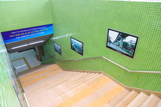 Người dân háo hức tham quan tàu Cát Linh - Hà Đông và ga mẫu La Khê ảnh 15