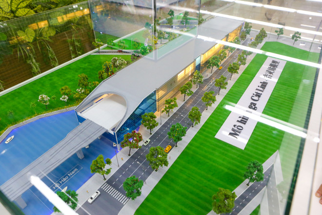 Người dân háo hức tham quan tàu Cát Linh - Hà Đông và ga mẫu La Khê ảnh 12