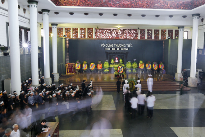 Hàng ngàn đồng nghiệp, bạn bè, độc giả tiễn đưa nhà báo Đỗ Phượng ảnh 14