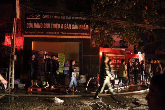 Hà Nội: Cháy tại khu công nghiệp La Phù, người dân bỏ nhà đi sơ tán ảnh 3