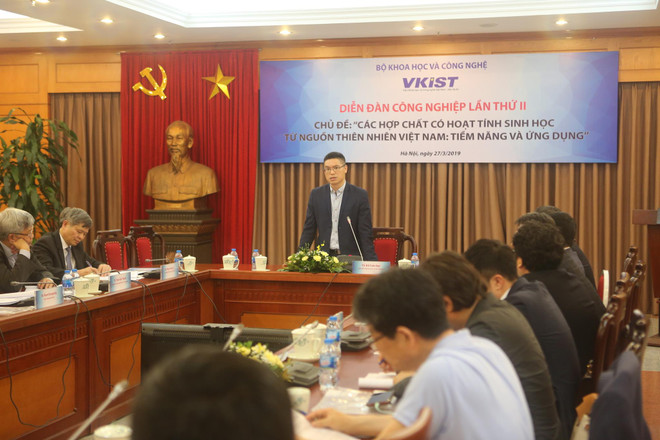 Bàn cách khai thác nguồn thảo dược thiên nhiên ở Việt Nam ảnh 2