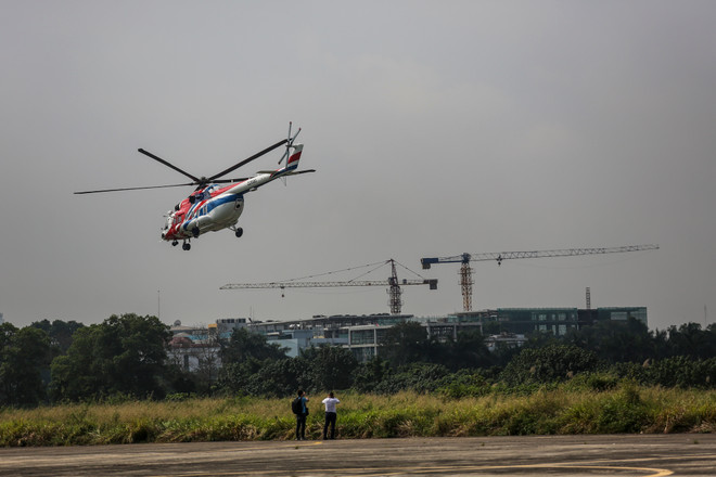 Màn trình diễn hoành tráng của hai trực thăng Nga trên bầu trời Hà Nội ảnh 9