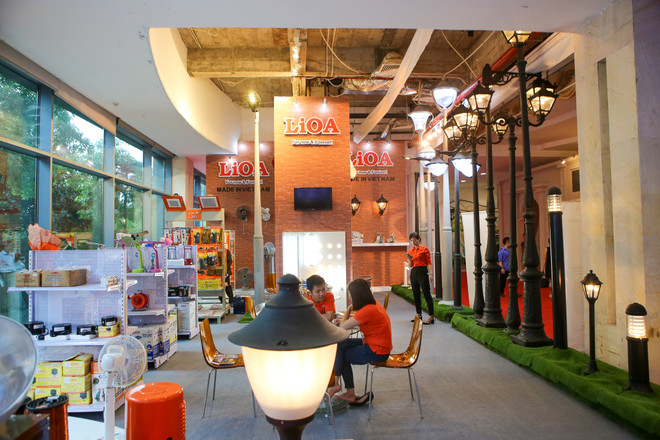 Tham quan những gian hàng độc đáo tại triển lãm Quốc tế Vietbuild 2016 ảnh 10