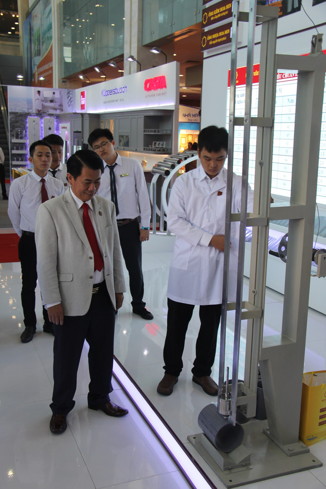 Tham quan những gian hàng độc đáo tại triển lãm Quốc tế Vietbuild 2016 ảnh 6