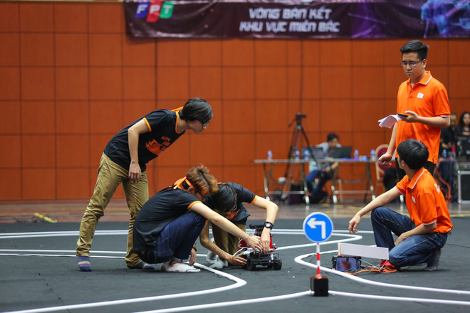 Đại học FPT thắng áp đảo tại bán kết Cuộc đua số 2018 ảnh 10