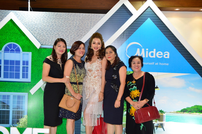 'Gái 3 con' Jennifer Phạm chia sẻ bí quyết sống khỏe ngay từ tổ ấm ảnh 2