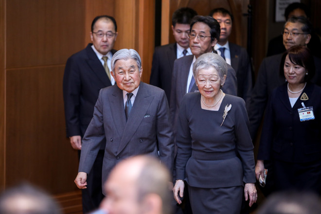 Nhật hoàng và hoàng hậu gặp gỡ gia đình cựu quân nhân Nhật ở Việt Nam ảnh 8