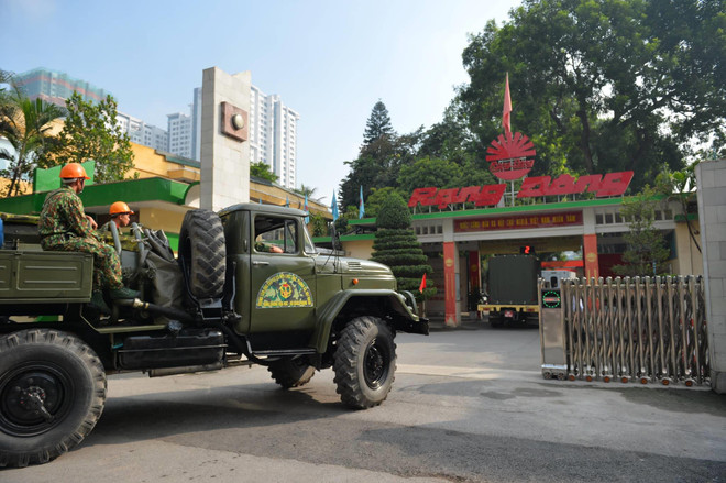 Bộ đội Binh chủng Hóa học có mặt tại Rạng Đông, chuẩn bị tẩy độc ảnh 3