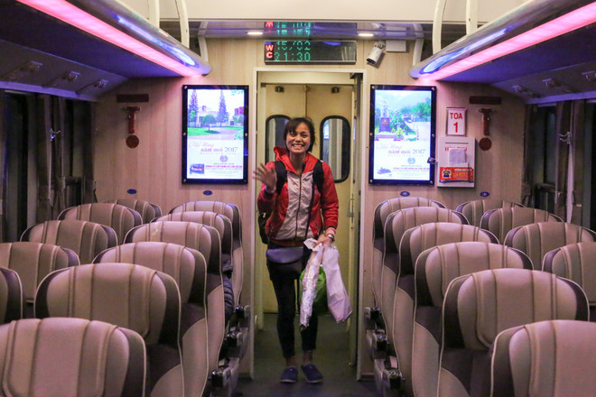 Ghi trên chuyến tàu cuối cùng chạy xuyên đêm Giao thừa Bắc-Nam ảnh 7