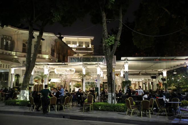 Hồ Gươm bình yên trước thời khắc Giao thừa năm Mậu Tuất ảnh 10